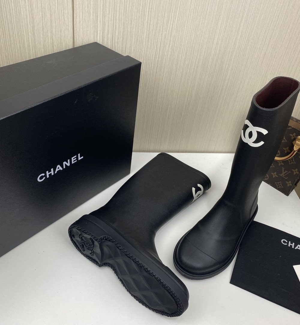 Chanel Women's High Boots Black For Women G39620 X56326 94305