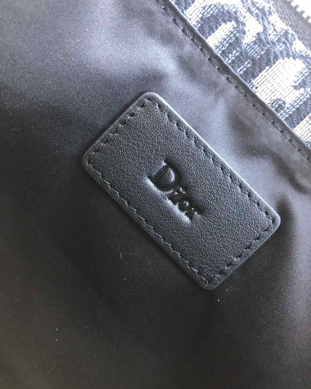 1:1 Replica Christian Dior A5 Pouch Black Unisex 10.5in/27cm CD 2ESCA338YSE_H03E