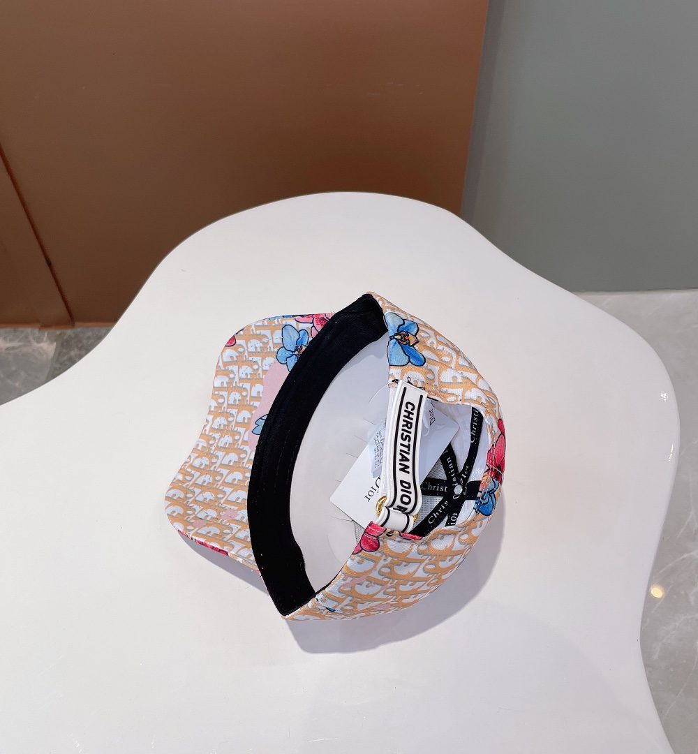 Christian Dior Baseball Cap White/Beige Cap