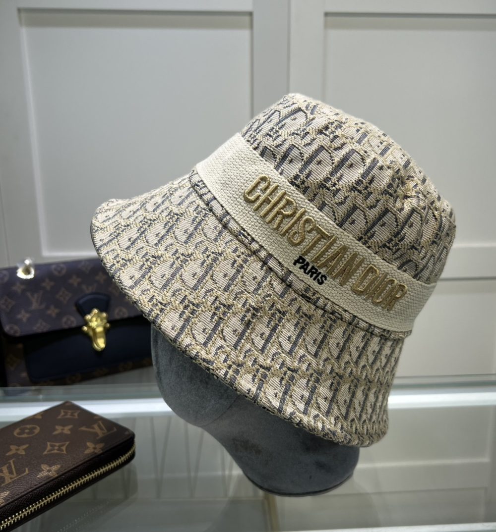 Christian Dior Dioresort Big Brim Hat Beige Hat