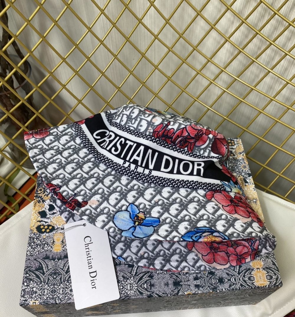 Christian Dior Jack Dior Bucket Hat With Multiple Color