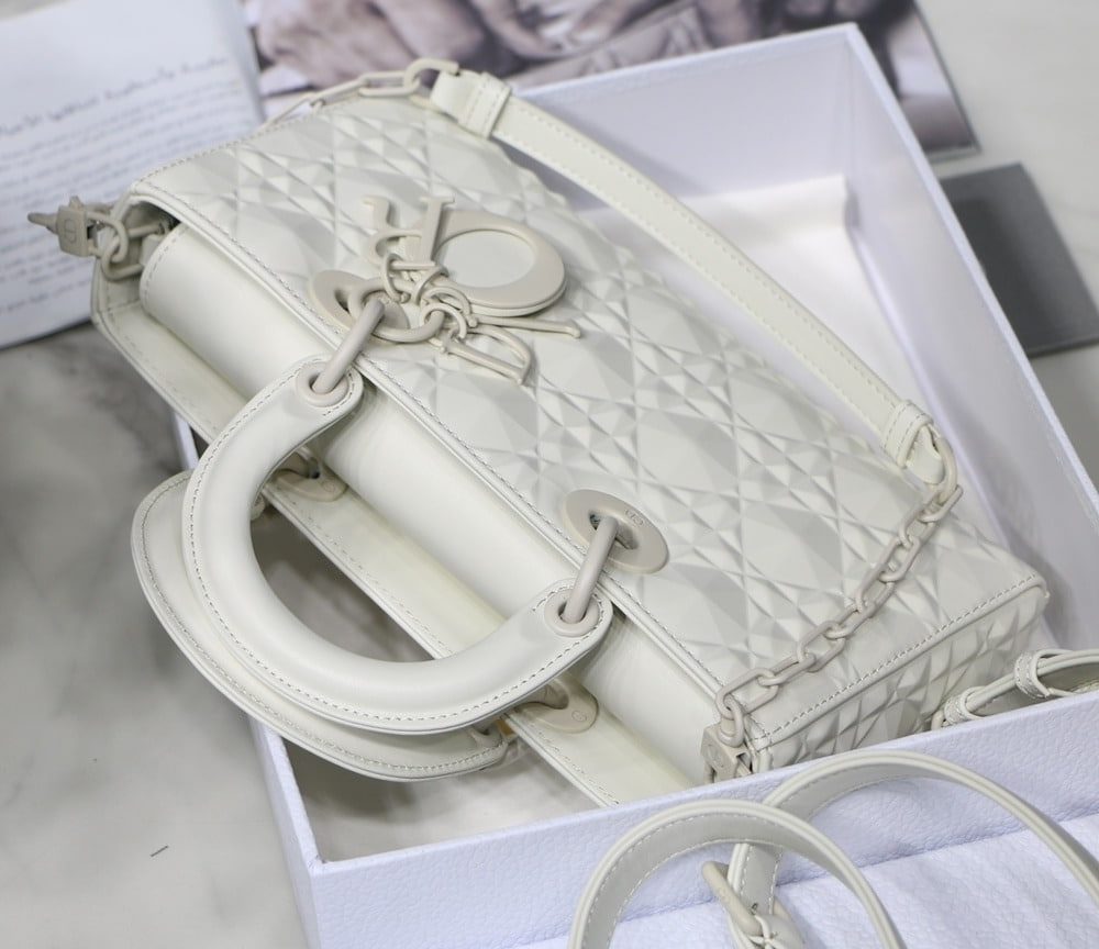 1:1 Replica Christian Dior Lady D-Joy Bag White Macrocannage Technical Fabric, White, For Women Women's Handbags, 26cm CD M0540OTID_M933