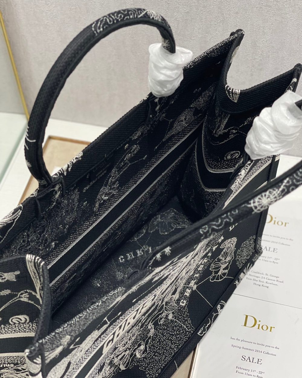 1:1 Replica Christian Dior Large Dior Book Tote Black And White, For Women, Women’s Handbags 16.5in/42cm CD