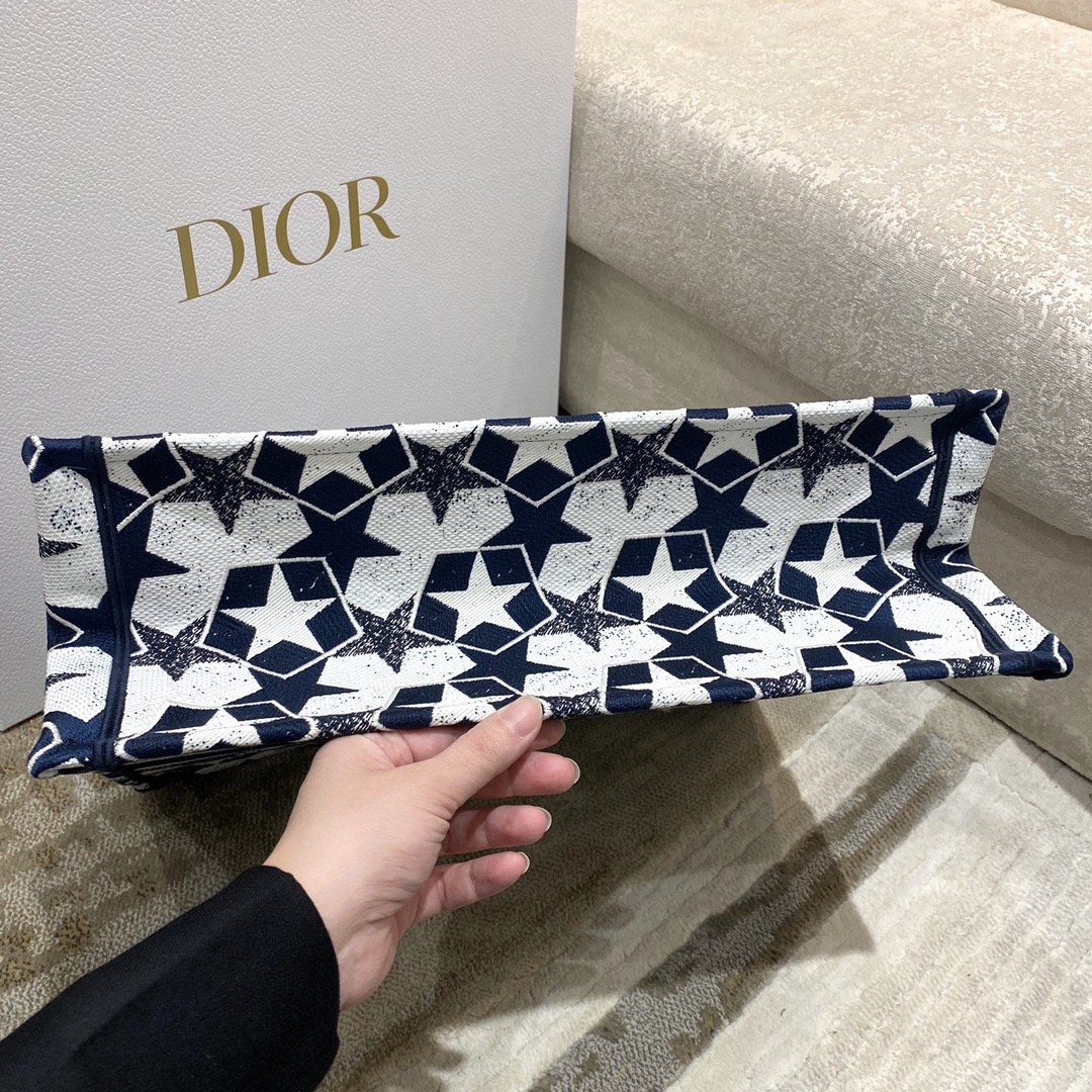 1:1 Replica Christian Dior Large Dior Book Tote Blue and White Dior Étoile Embroidery, Blue/White, For Women Women’s Handbags, 41cm CD M1286ZTQX_M928 - Image 8