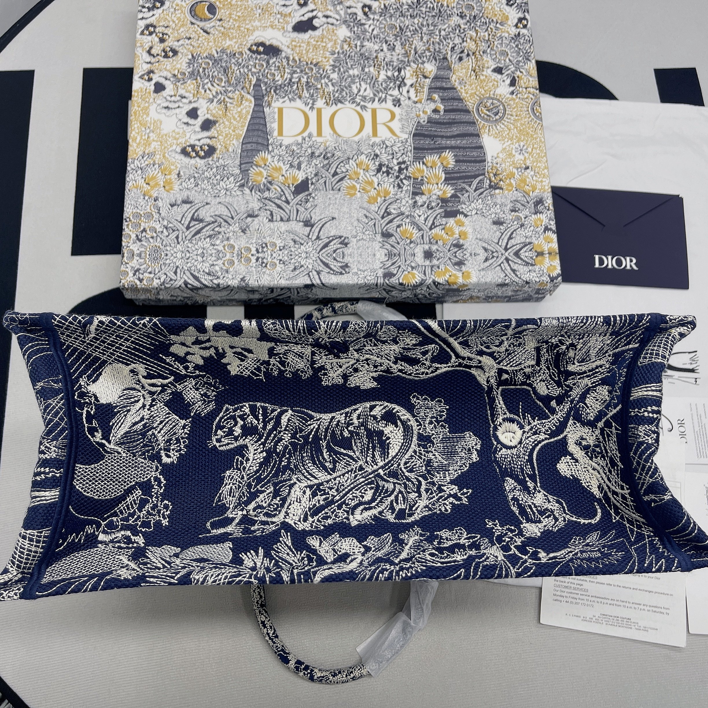 1:1 Replica Christian Dior Large Dior Book Tote Blue Multicolor, For Women, Women’s Handbags 16.5in/42cm CD M1286ZRGO_M928 - Image 4