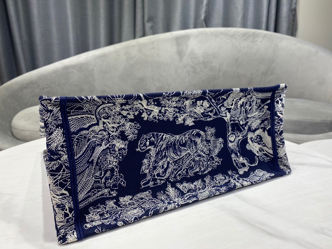 1:1 Replica Christian Dior Large Dior Book Tote Blue Multicolor, For Women, Women’s Handbags 16.5in/42cm CD M1286ZRGO_M928 - Image 3