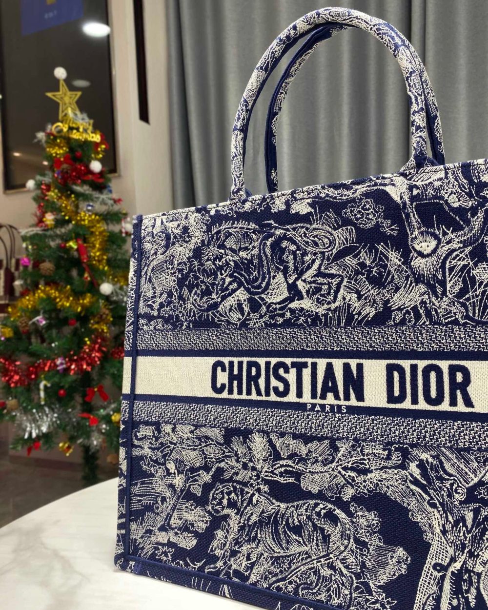 1:1 Replica Christian Dior Large Dior Book Tote Blue Multicolor, For Women, Women’s Handbags 16.5in/42cm CD M1286ZRGO_M928