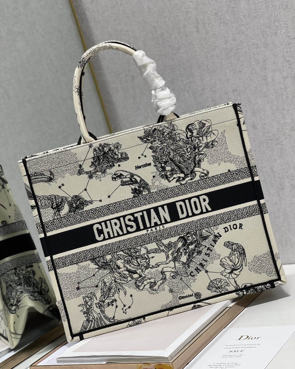 1:1 Replica Christian Dior Large Dior Book Tote Dior Zodiac Embroidery, Black/Beige, For Women Women’s Handbags, 41cm CD