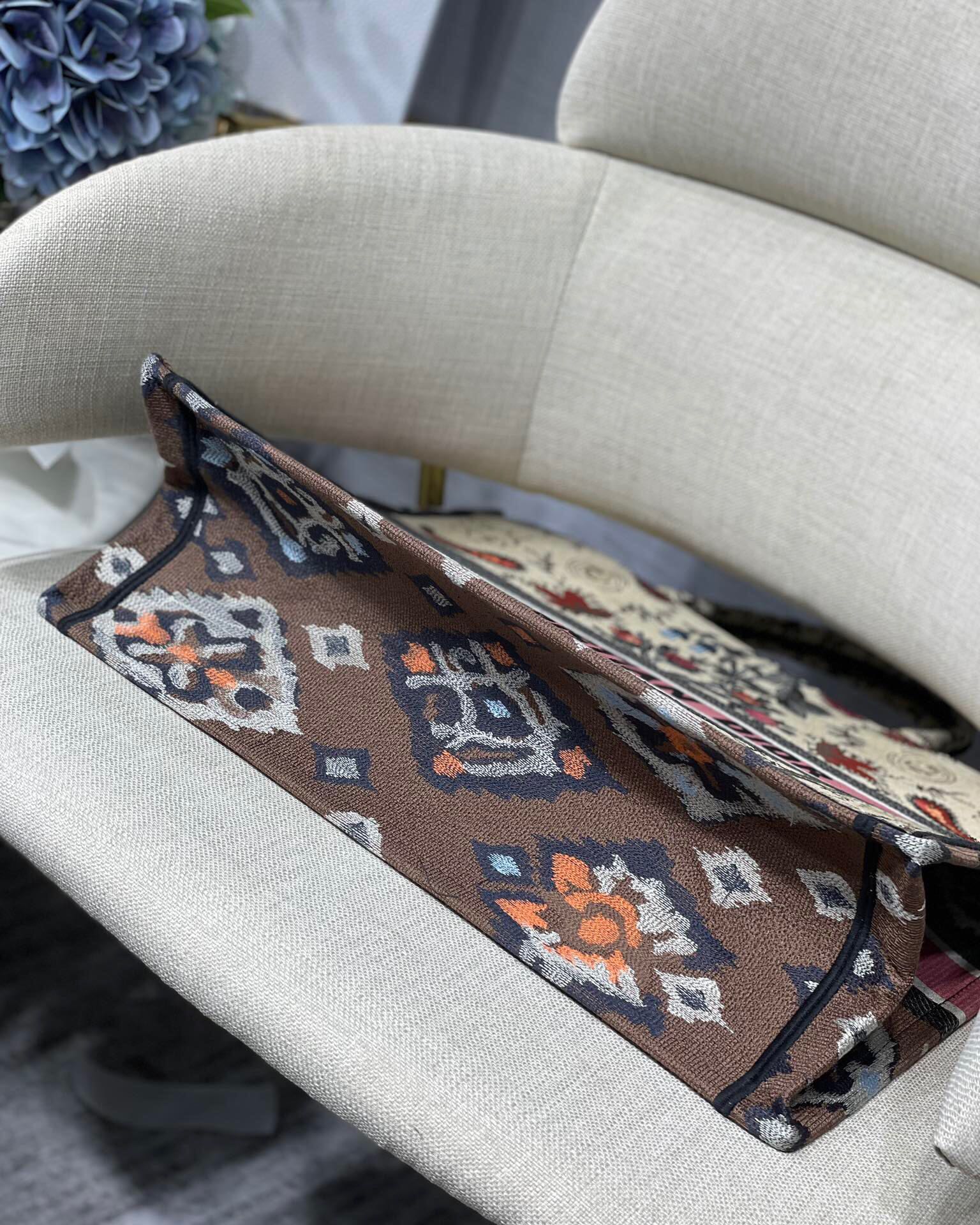 1:1 Replica Christian Dior Large Dior Book Tote Flowers Embroidery For Women 16.5in/42cm CD M1286ZRIW - Image 7