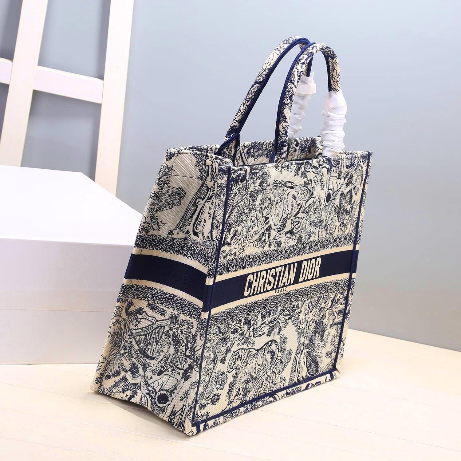 1:1 Replica Christian Dior Large Dior Book Tote For Women 16.5in/42cm CD M1286ZRIW - Image 4