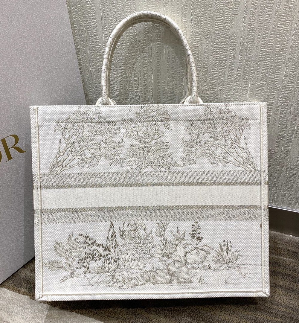 1:1 Replica Christian Dior Large Dior Book Tote Gold-Tone Dior Around The World Stella Embroidery, For Women Women’s Handbags, 42cm CD M1286ZTQL_M01E