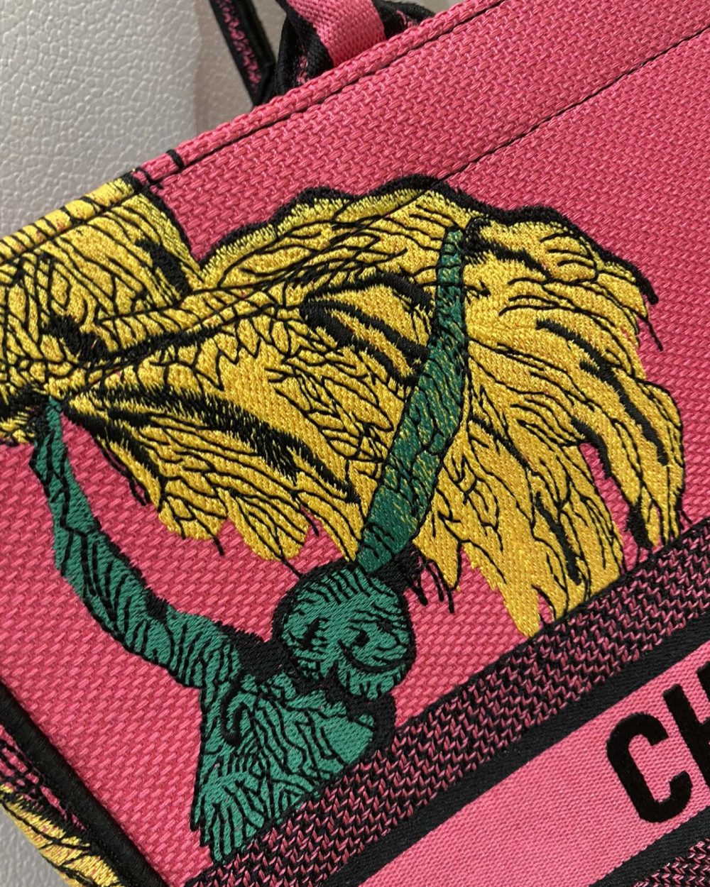 1:1 Replica Christian Dior Large Dior Book Tote Multicolor Toile de Jouy Zoom Pop Embroidery, Fuchsia Pink, For Women Women’s Handbags, 41cm CD M1286ZROH_M929