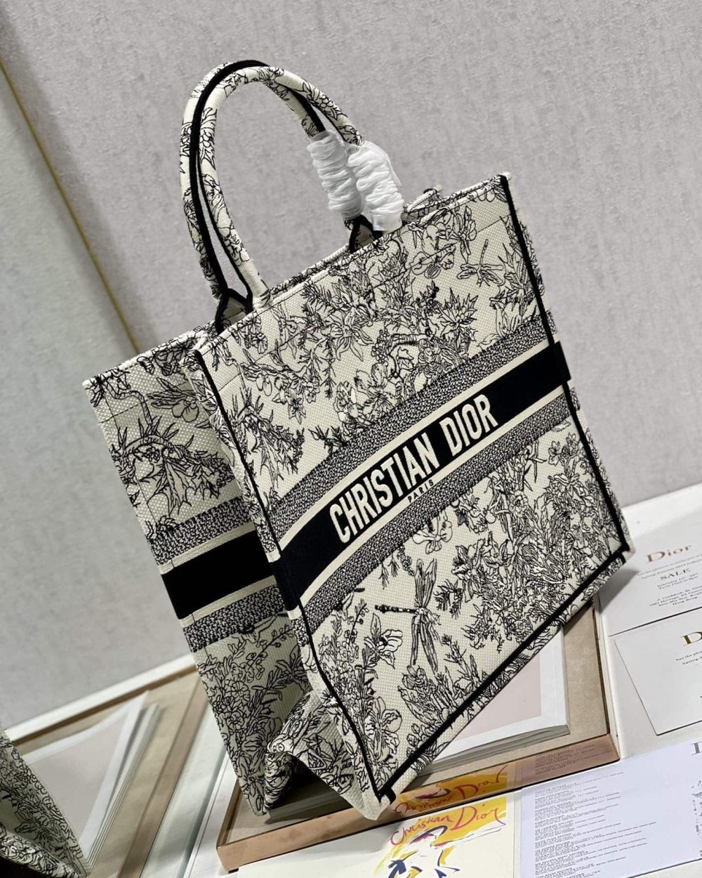 1:1 Replica Christian Dior Large Dior Book Tote Toile de Jouy Flowers Embroidery, Black/Beige, For Women Women’s Handbags, Shoulder Bags, 42cm CD M1286ZTQW_M808