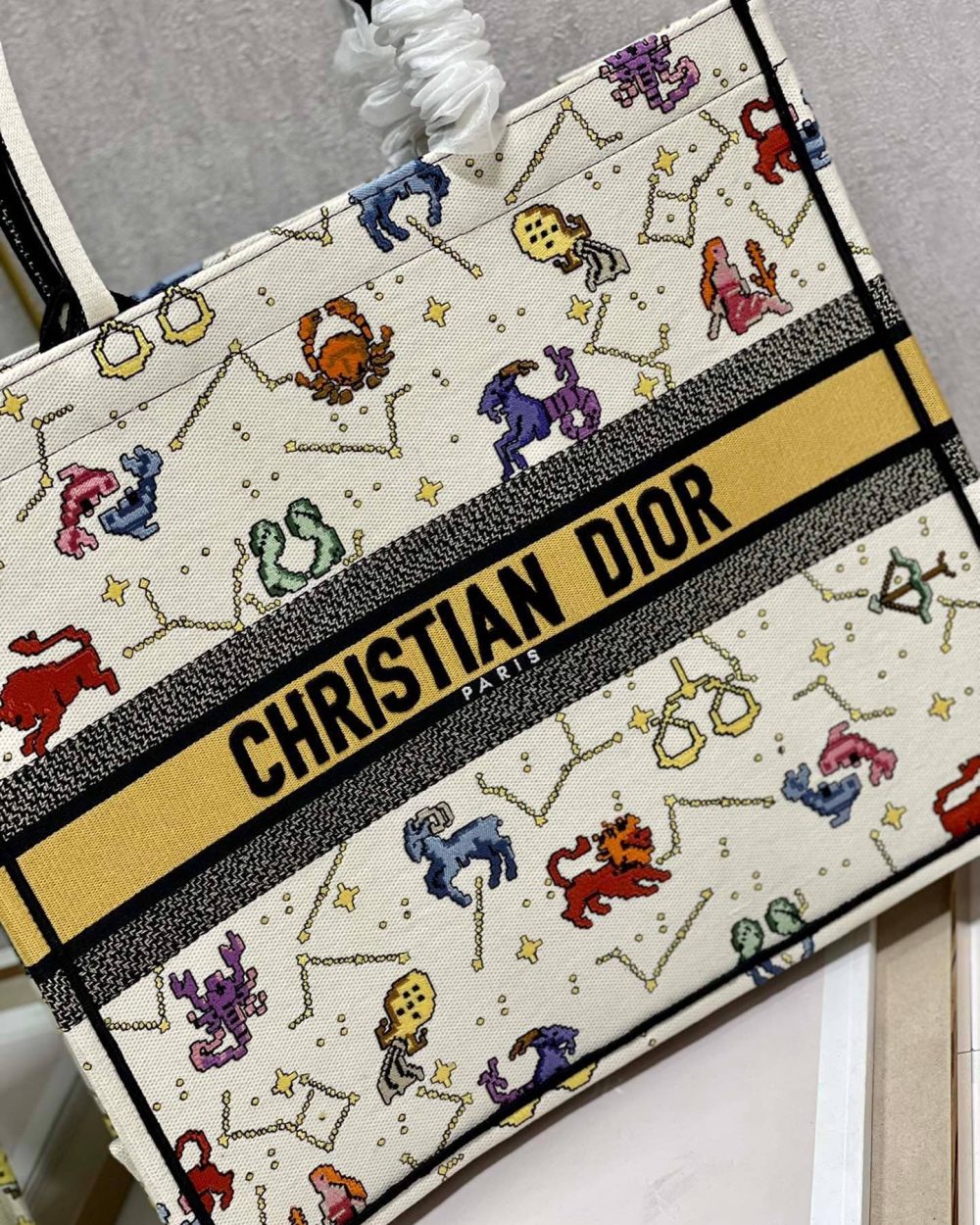 1:1 Replica Christian Dior Large Dior Book Tote White, For Women, Women’s Handbags 16.5in/42cm CD M1286ZRTY_M941