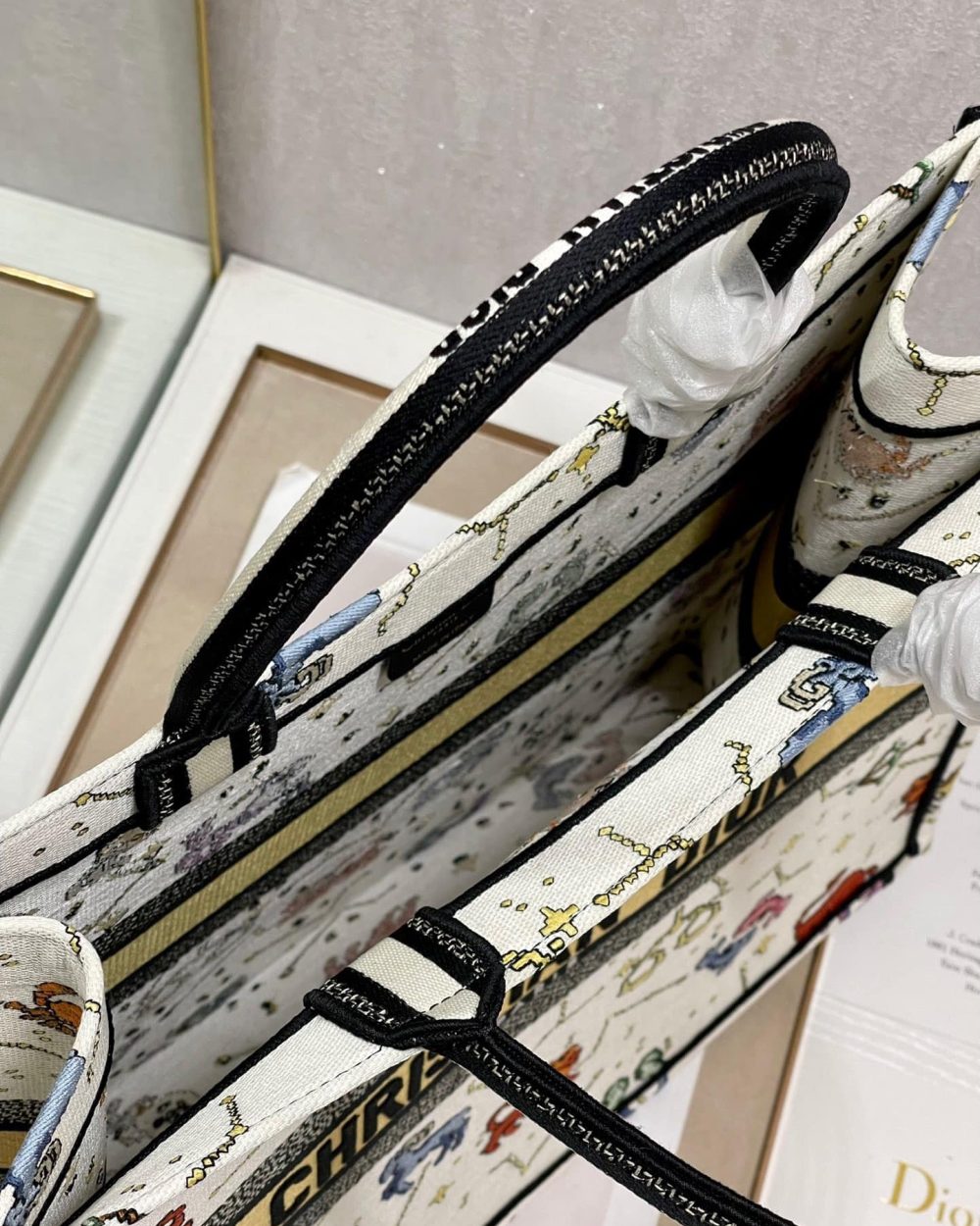 1:1 Replica Christian Dior Large Dior Book Tote White, For Women, Women’s Handbags 16.5in/42cm CD M1286ZRTY_M941