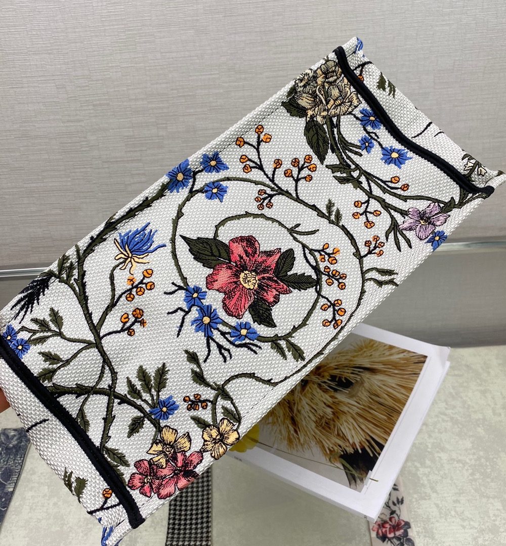 1:1 Replica Christian Dior Medium Dior Book Tote Bag By Maria Grazia Chiuri For Women 14in/36cm CD