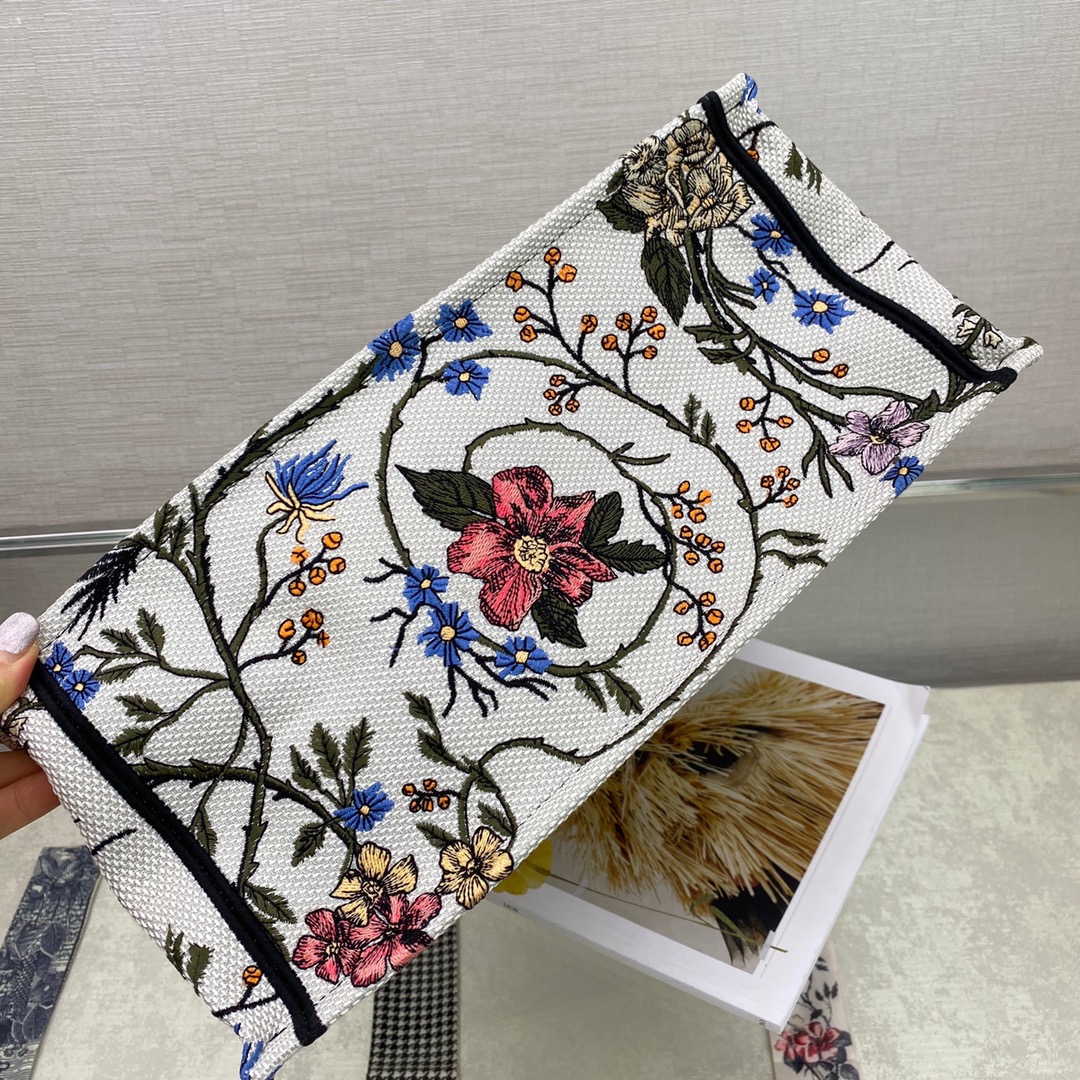 1:1 Replica Christian Dior Medium Dior Book Tote Bag By Maria Grazia Chiuri For Women 14in/36cm CD - Image 7