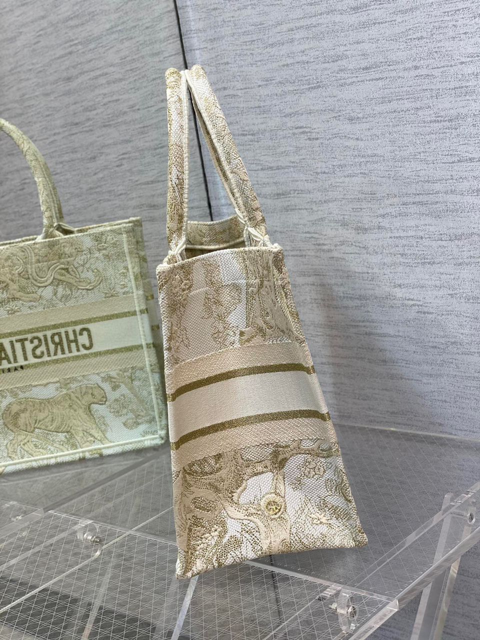 1:1 Replica Christian Dior Medium Dior Book Tote Gold-Tone Toile de Jouy Embroidery, Gold, For Women Women’s Handbags, 36cm CD M1296ZTQO_M01E - Image 2