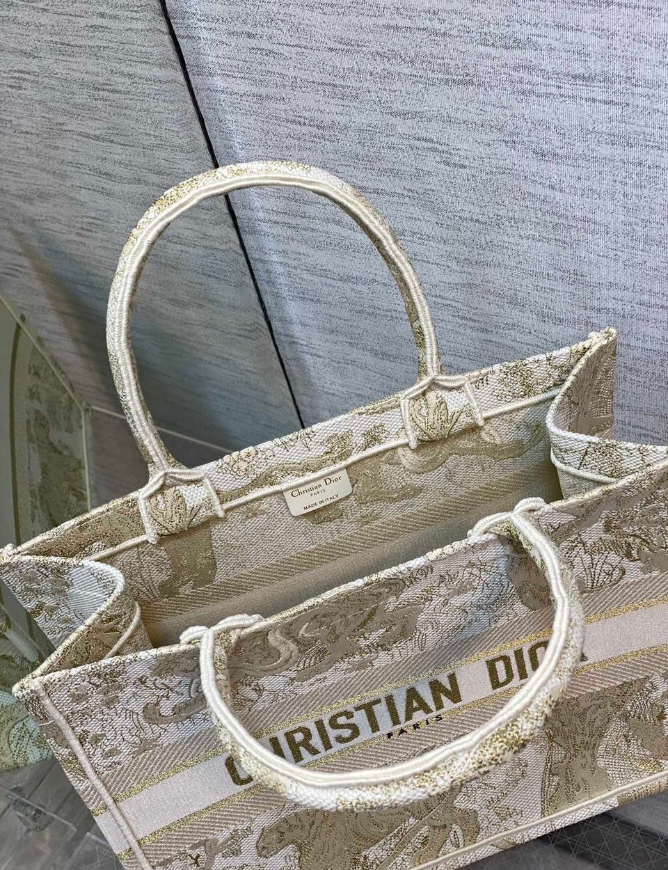 1:1 Replica Christian Dior Medium Dior Book Tote Gold-Tone Toile de Jouy Embroidery, Gold, For Women Women’s Handbags, 36cm CD M1296ZTQO_M01E