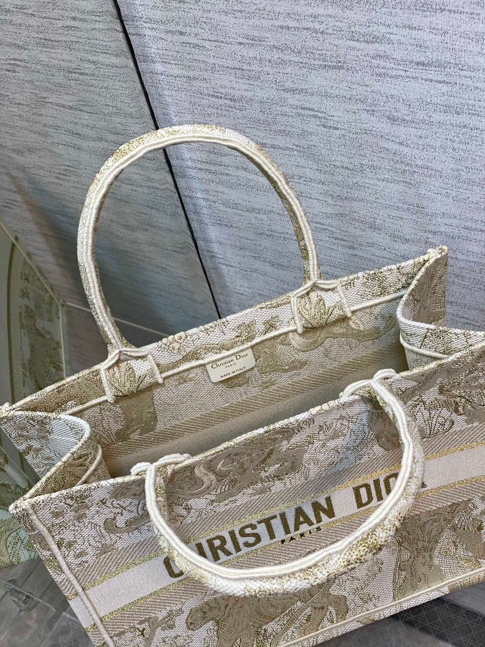 1:1 Replica Christian Dior Medium Dior Book Tote Gold-Tone Toile de Jouy Embroidery, Gold, For Women Women’s Handbags, 36cm CD M1296ZTQO_M01E - Image 7