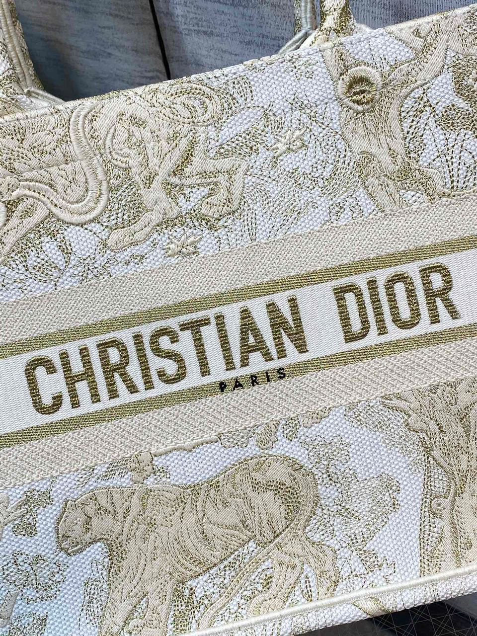 1:1 Replica Christian Dior Medium Dior Book Tote Gold-Tone Toile de Jouy Embroidery, Gold, For Women Women’s Handbags, 36cm CD M1296ZTQO_M01E - Image 5