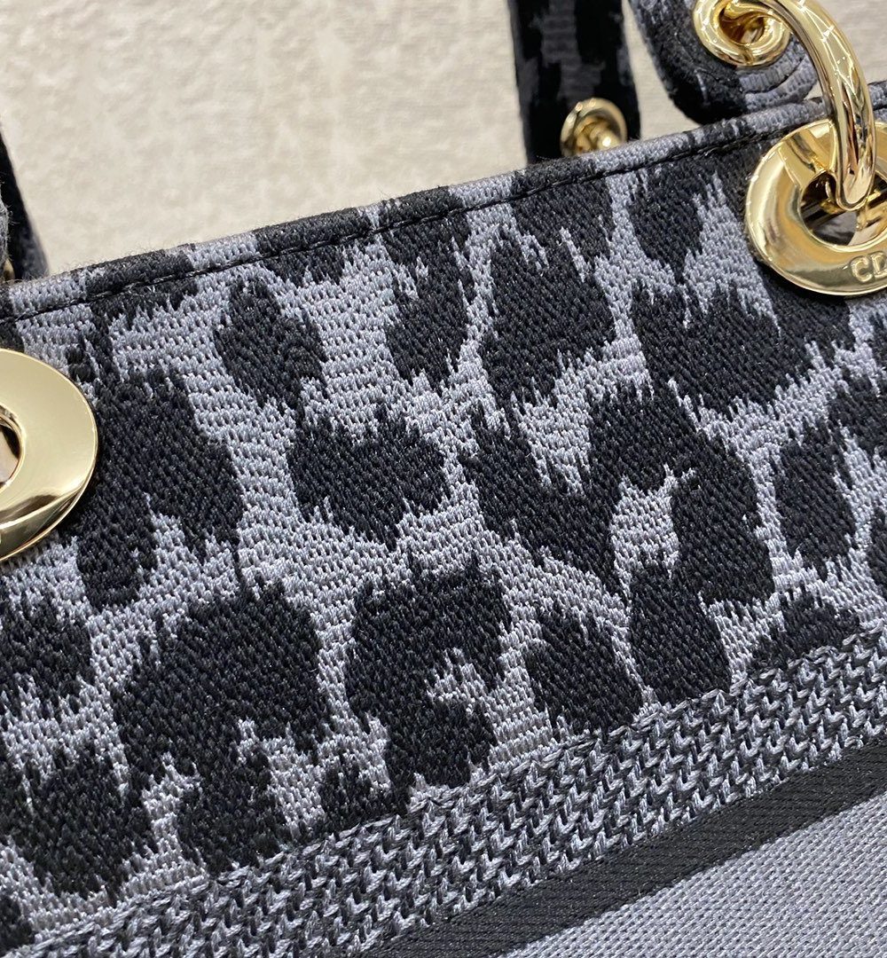 1:1 Replica Christian Dior Medium Dior Lady D-Lite Bag Blue and Black Mizza Embroidery, Blue and Black, For Women Women's Handbags, Crossbody Bags, 24cm CD M0565ORHM_M962