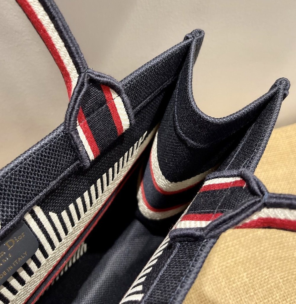 1:1 Replica Christian Dior Medium DiorAlps Book Tote Black Three-Tone Embroidery, Black, For Women Women’s Handbags, Shoulder Bags, 36cm CD