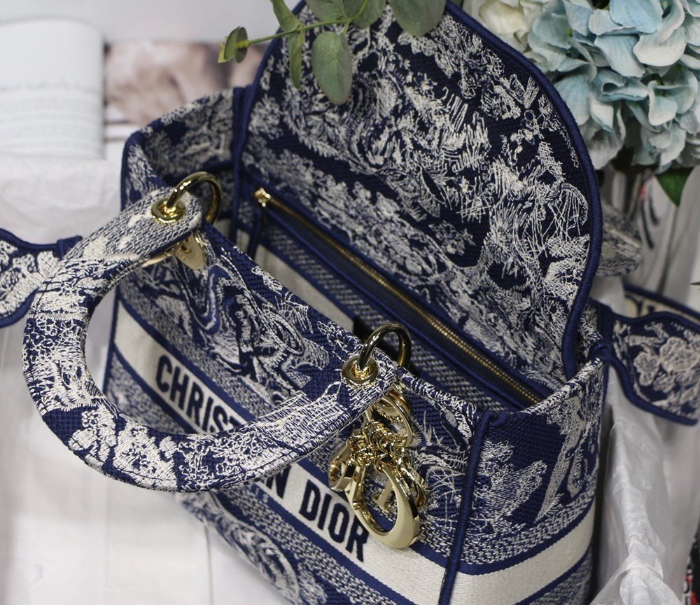 1:1 Replica Christian Dior Medium Lady D-Lite Bag Blue, For Women, Women’s Handbags 24cm/9.5in CD M0565ORGO_M928