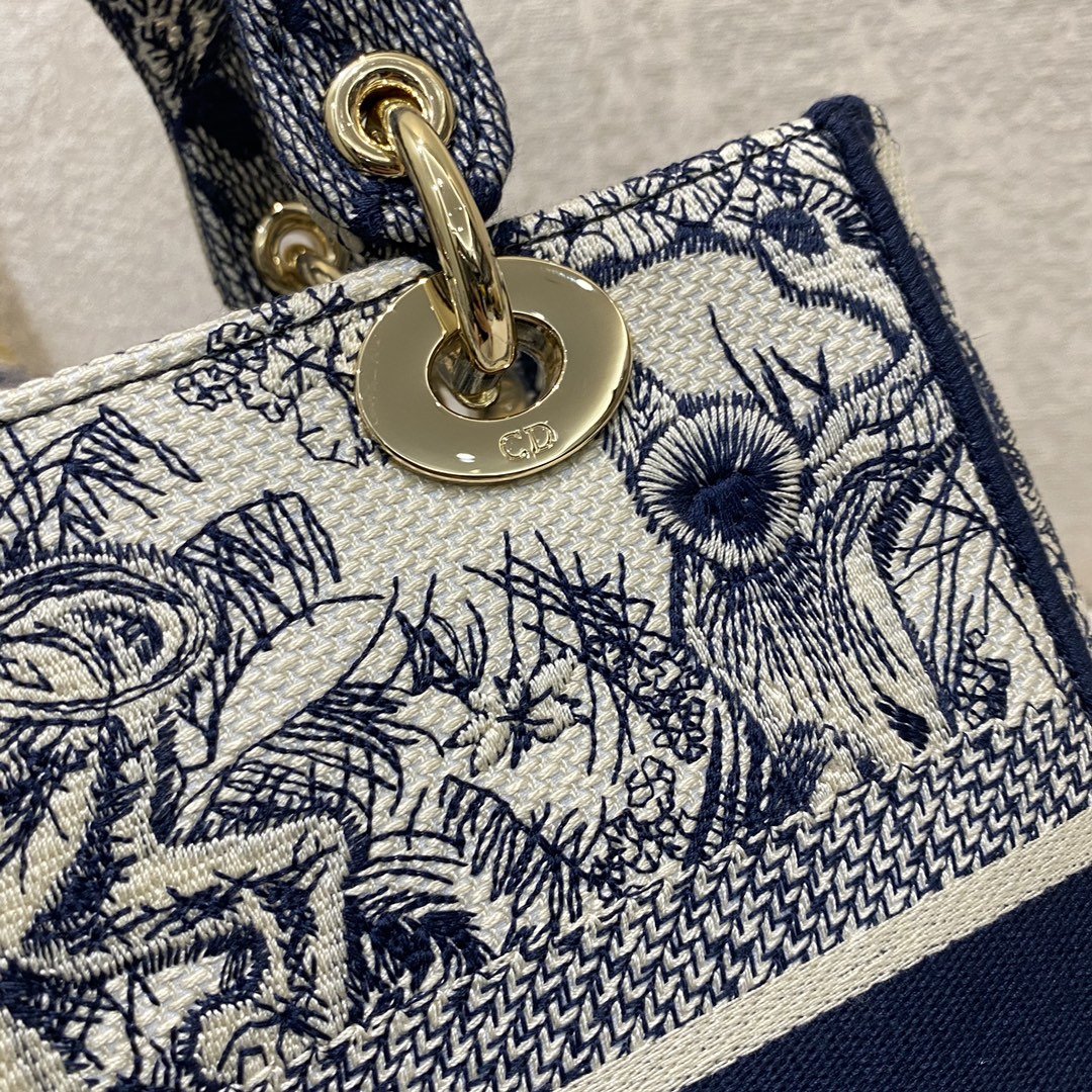 1:1 Replica Christian Dior Medium Lady D-Lite Bag Blue Toile de Jouy Reverse Embroidery, Blue, For Women Women's Handbags, Crossbody Bags, 24cm CD M0565ORGO_M928 - Image 4