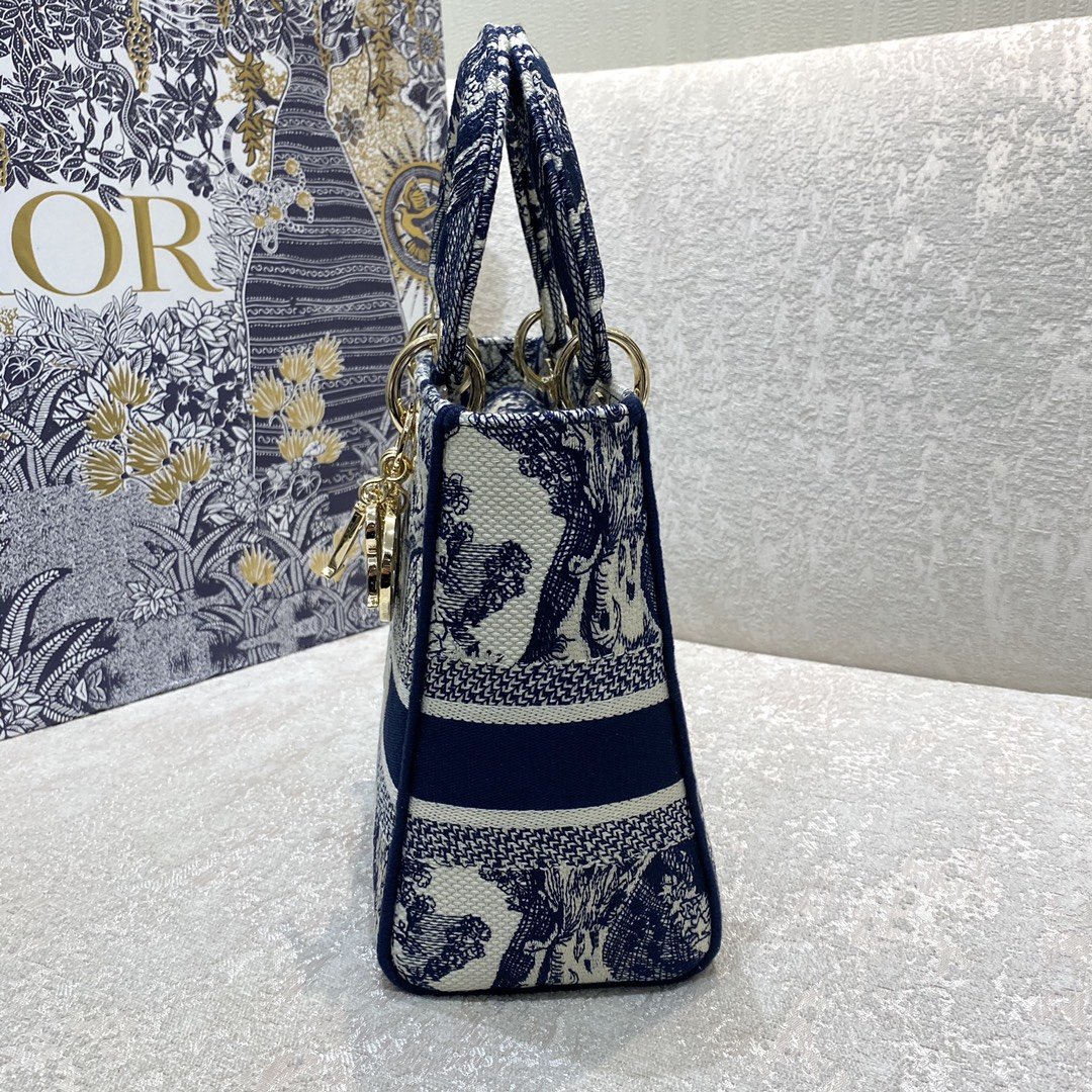 1:1 Replica Christian Dior Medium Lady D-Lite Bag Blue Toile de Jouy Reverse Embroidery, Blue, For Women Women's Handbags, Crossbody Bags, 24cm CD M0565ORGO_M928 - Image 3