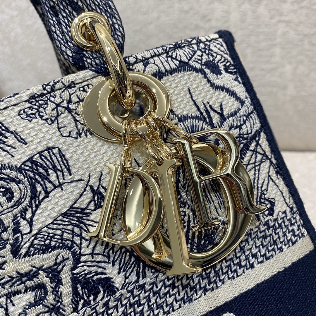 1:1 Replica Christian Dior Medium Lady D-Lite Bag Blue Toile de Jouy Reverse Embroidery, Blue, For Women Women's Handbags, Crossbody Bags, 24cm CD M0565ORGO_M928 - Image 5