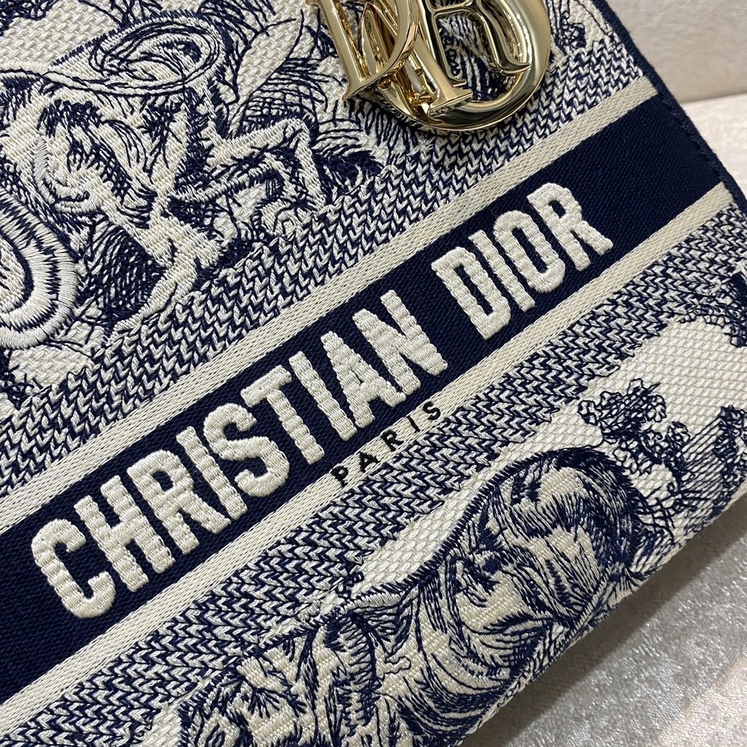 1:1 Replica Christian Dior Medium Lady D-Lite Bag Blue Toile de Jouy Reverse Embroidery, Blue, For Women Women's Handbags, Crossbody Bags, 24cm CD M0565ORGO_M928 - Image 7