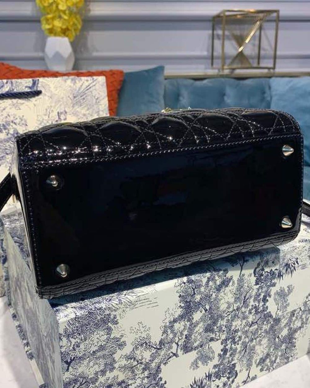 1:1 Replica Christian Dior Medium Lady Dior Bag Black Cannage For Women 9.5in/24cm CD M0565ONGE_M900