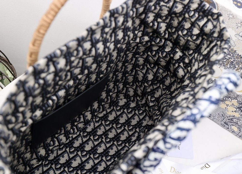 1:1 Replica Christian Dior Medium Lady Dior Bag Brown For Women 9.5in/24cm M0565CMVO_M808