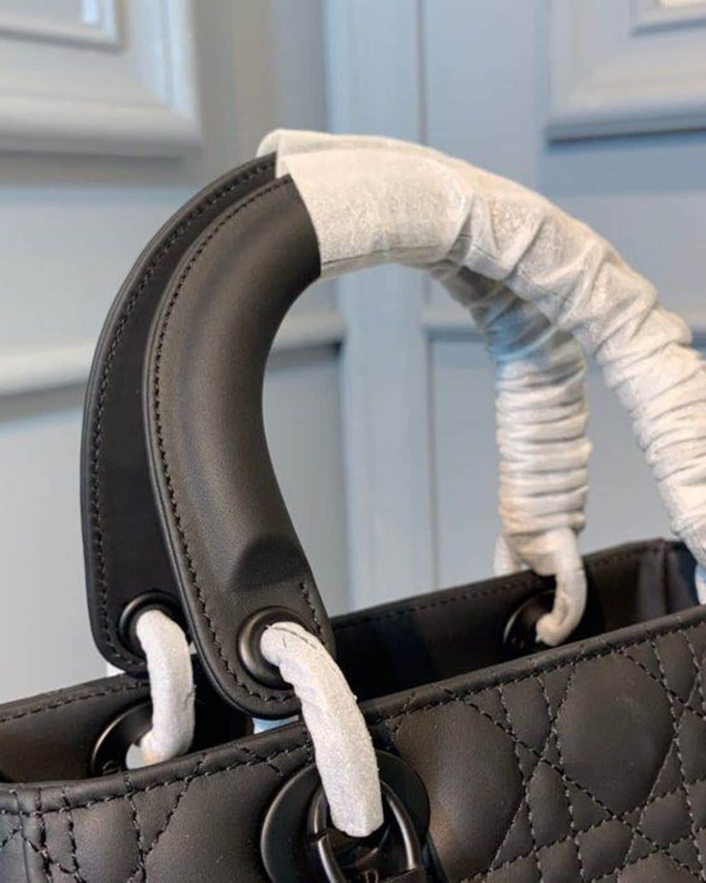 1:1 Replica Christian Dior Medium Lady Dior Bag Matte Hardware Black Ultramatte For Women 9.5in/24cm CD M0565SLOI_M989