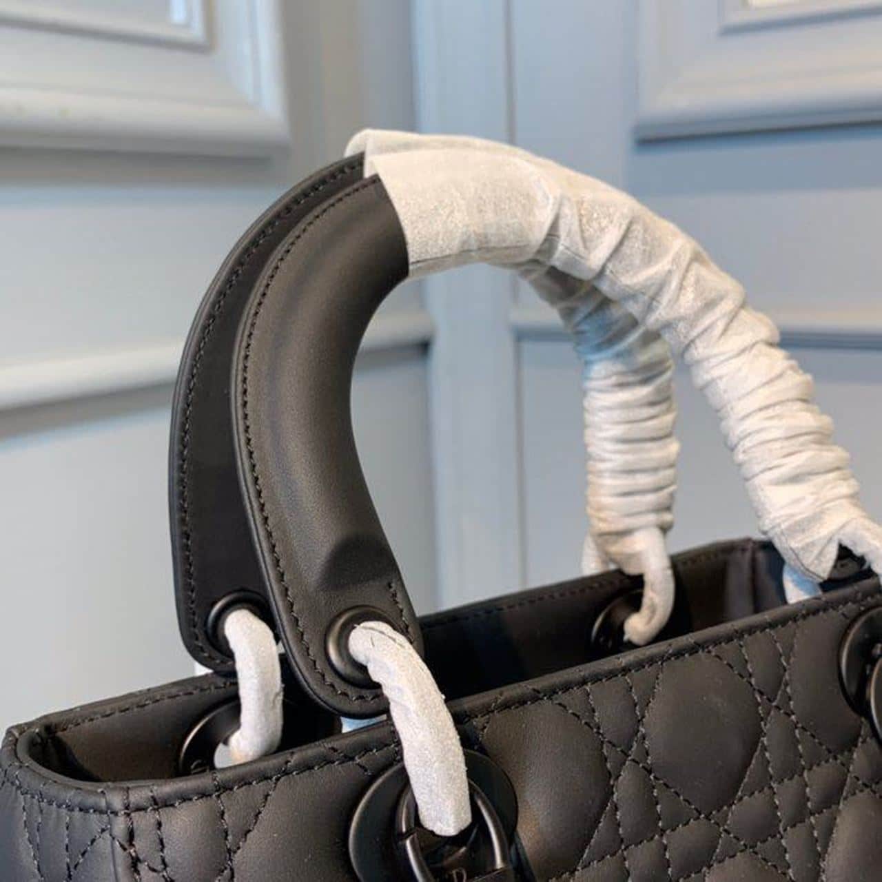 1:1 Replica Christian Dior Medium Lady Dior Bag Matte Hardware Black Ultramatte For Women 9.5in/24cm CD M0565SLOI_M989 - Image 6