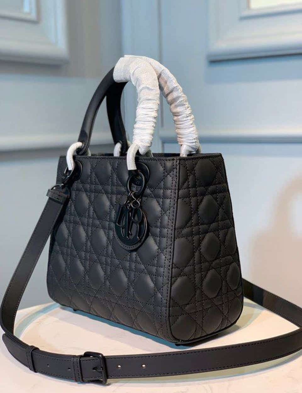 1:1 Replica Christian Dior Medium Lady Dior Bag Matte Hardware Black Ultramatte For Women 9.5in/24cm CD M0565SLOI_M989