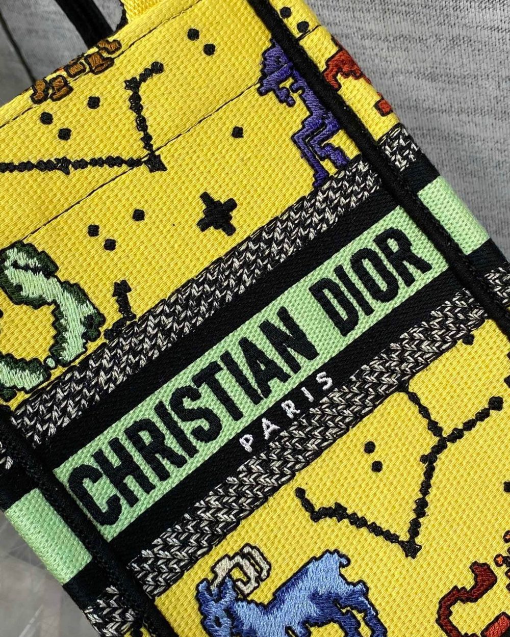 1:1 Replica Christian Dior Mimi Dior Book Tote Phone Bag White, For Women, Women’s Handbags 7in/18cm CD S5555CRTY_M941