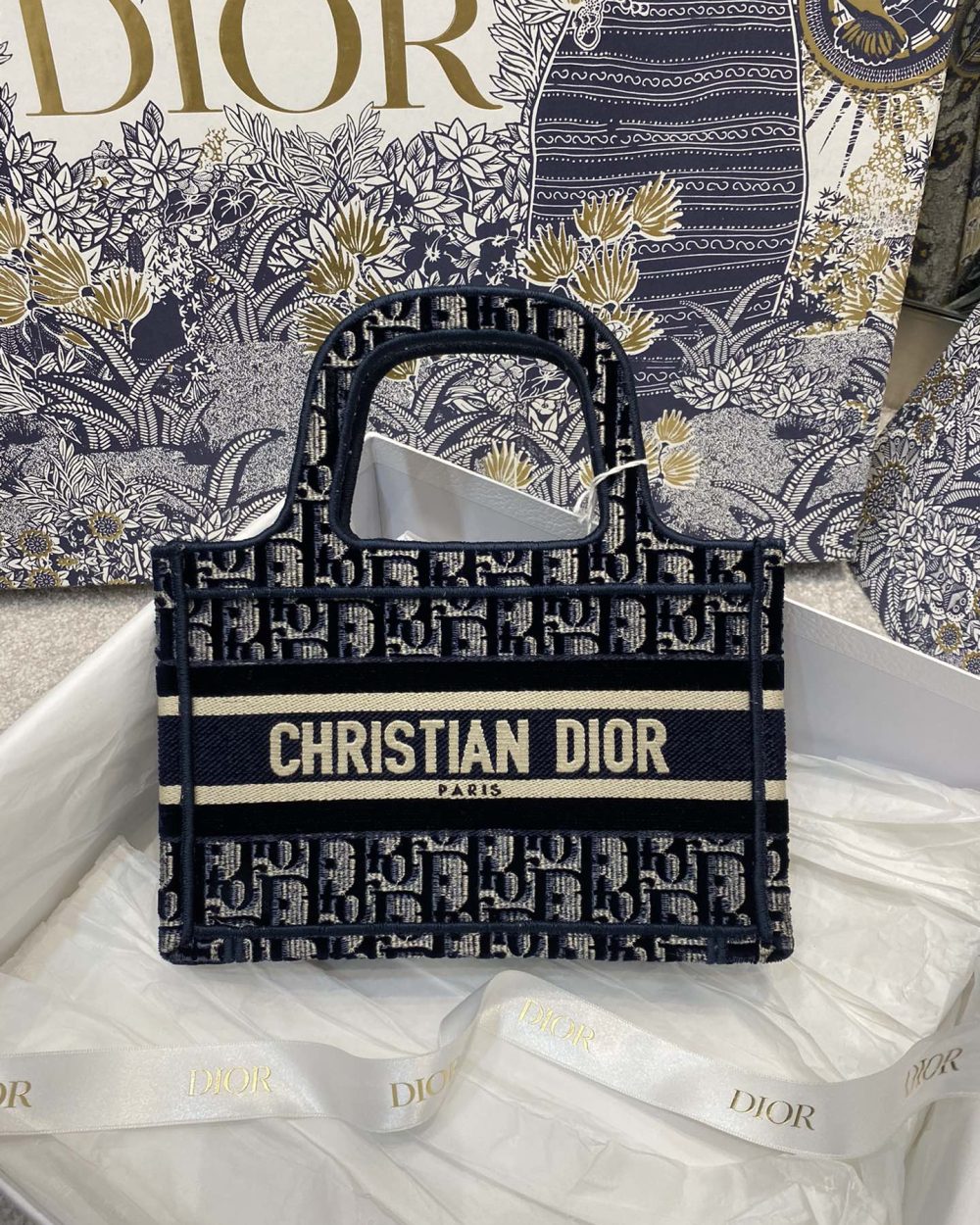 1:1 Replica Christian Dior Mini Dior Book Tote Blue Dior Oblique Embroidery, Blue/Black, For Women Women's Handbags, 9in/23cm CD S5475ZRIW_M928