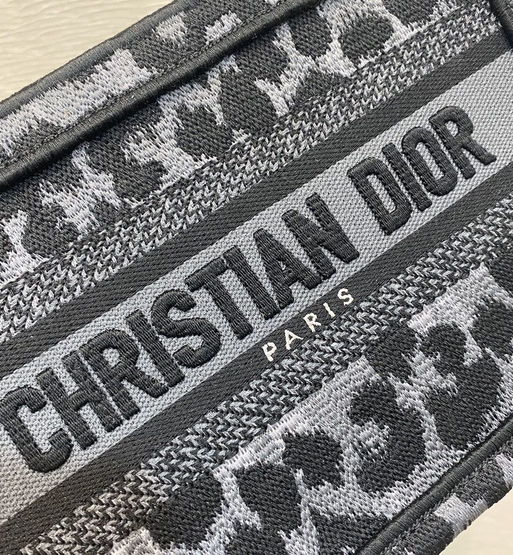 1:1 Replica Christian Dior Mini Dior Book Tote Mizza Embroidery, Blue/Black, For Women Women's Handbags, 9in/23cm CD S5475ZRHM_M962