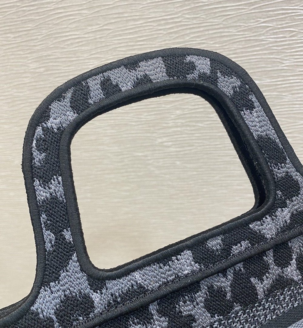 1:1 Replica Christian Dior Mini Dior Book Tote Mizza Embroidery, Blue/Black, For Women Women's Handbags, 9in/23cm CD S5475ZRHM_M962