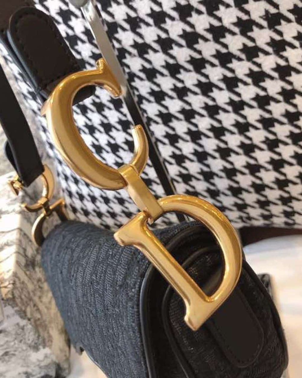 1:1 Replica Christian Dior Saddle Bag Black Oblique Embroidered Canvas Gold Toned Hardware For Women 25cm/10in CD