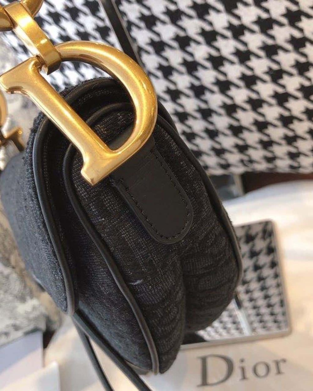 1:1 Replica Christian Dior Saddle Bag Black Oblique Embroidered Canvas Gold Toned Hardware For Women 25cm/10in CD