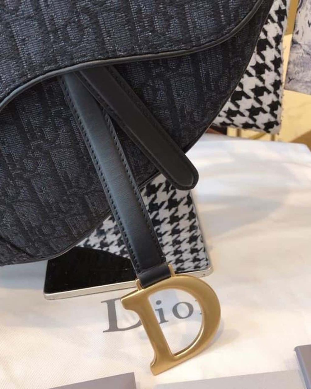 1:1 Replica Christian Dior Saddle Bag Black Oblique Embroidered Canvas Gold Toned Hardware For Women 25cm/10in CD