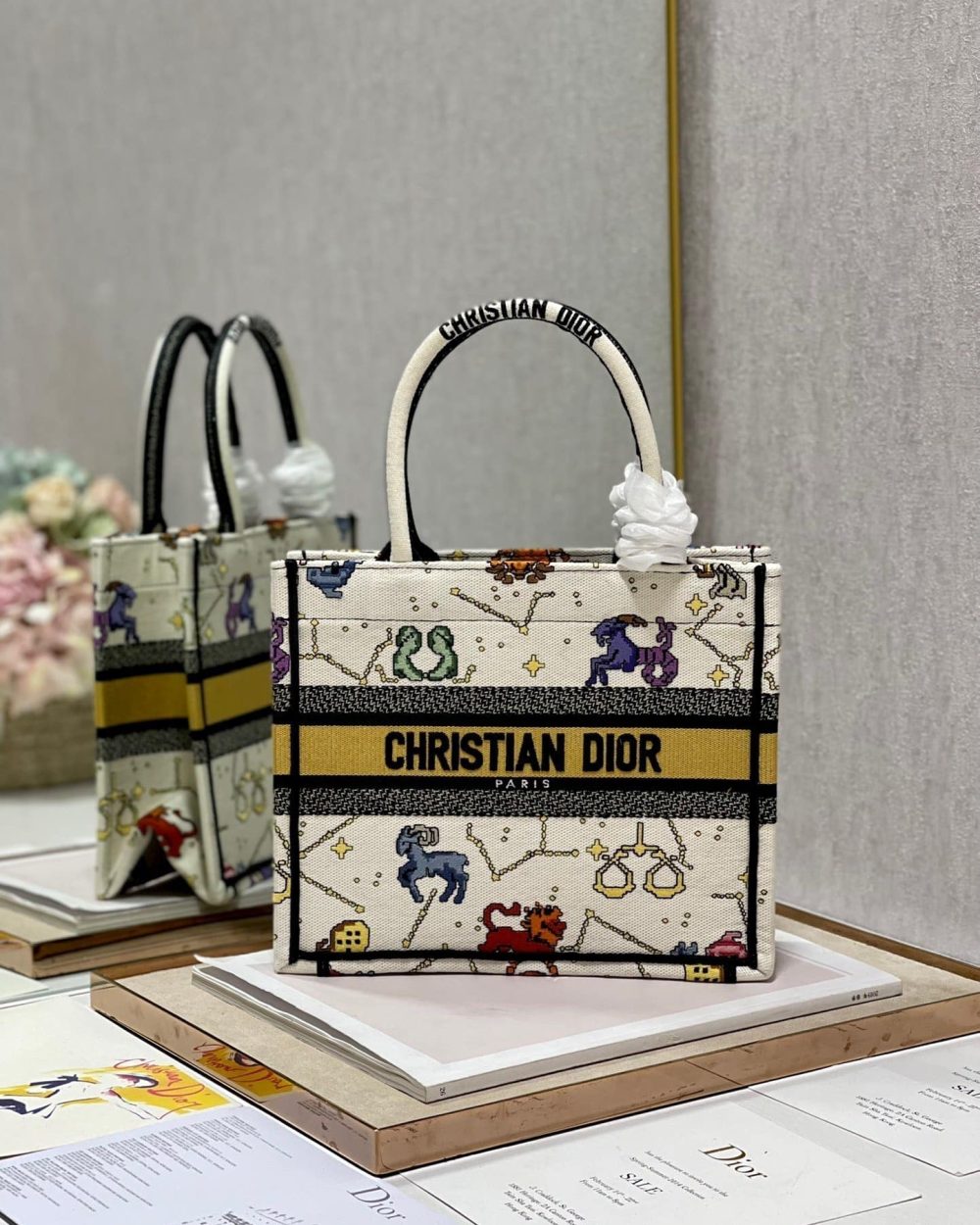 1:1 Replica Christian Dior Small Dior Book Tote white, For Women, Women’s Handbags 26.5cm/10.5in CD M1265ZRTY_M941