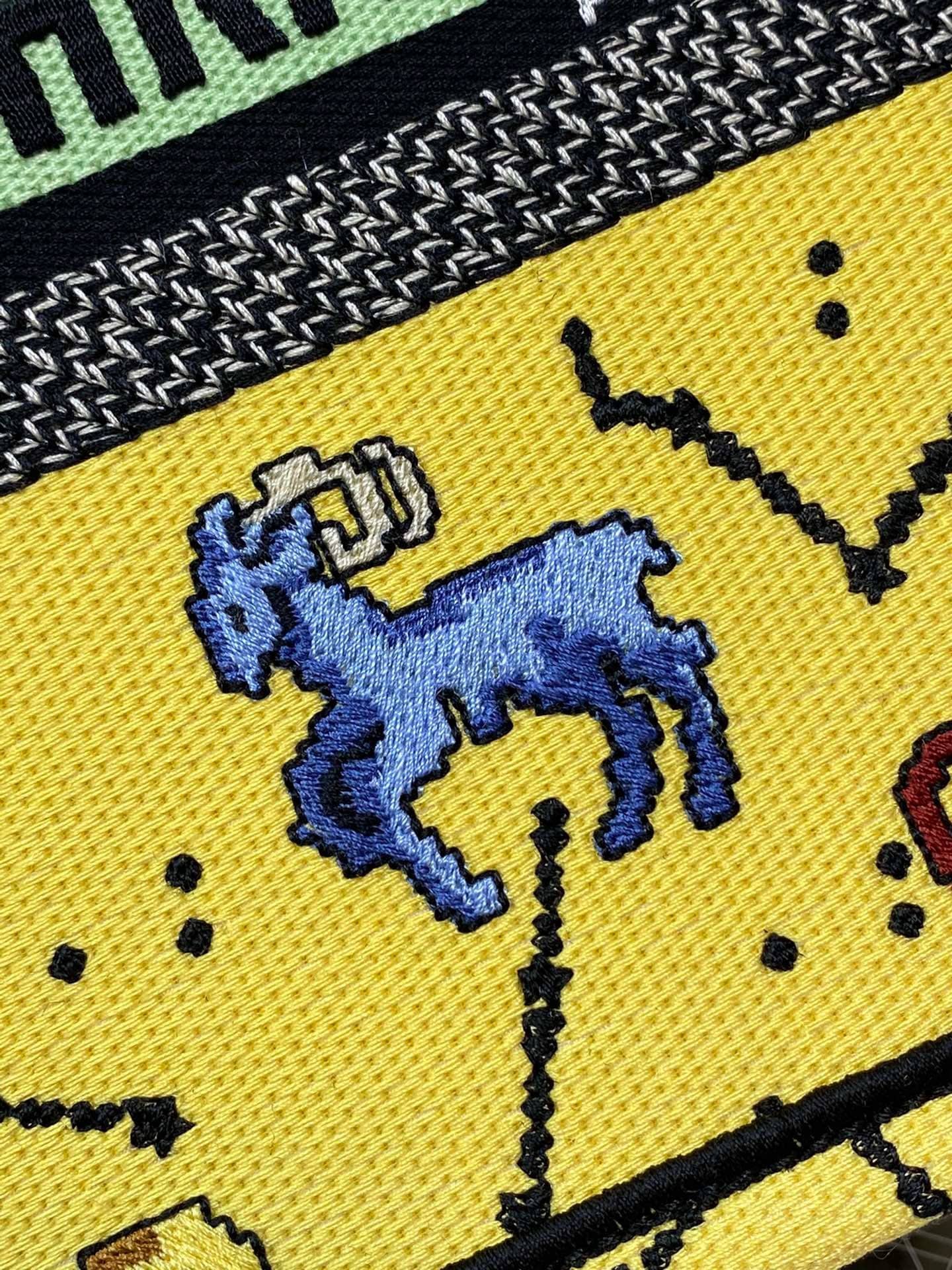 1:1 Replica Christian Dior Small Dior Book Tote Yellow, For Women, Women’s Handbags 26.5cm/10.5in CD M1265ZRTY_M930 - Image 6