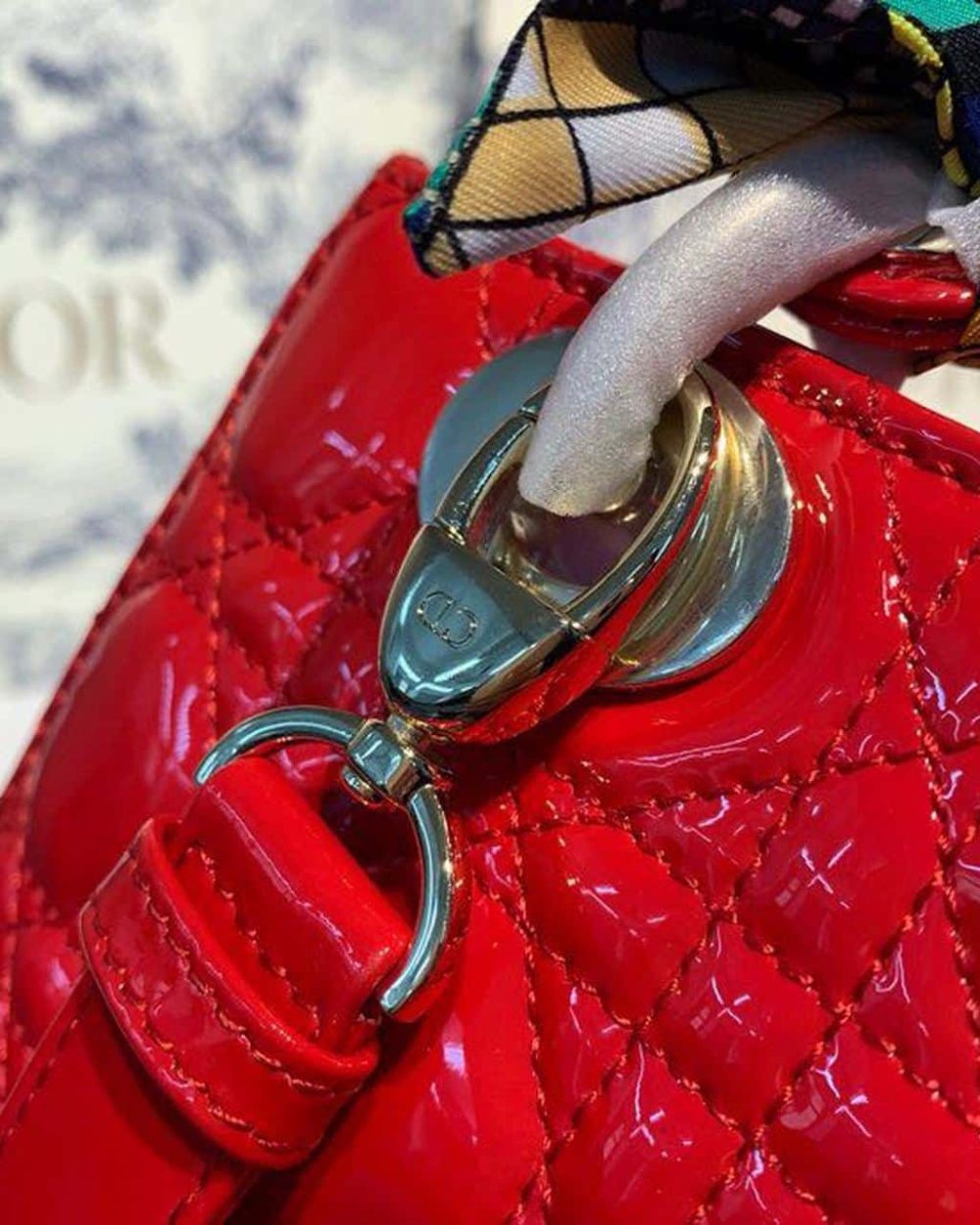 1:1 Replica Christian Dior Small Lady Dior Bag Gold Toned Hardware Cherry Red Patent For Women 8in/20cm CD M0531OWCB_M323