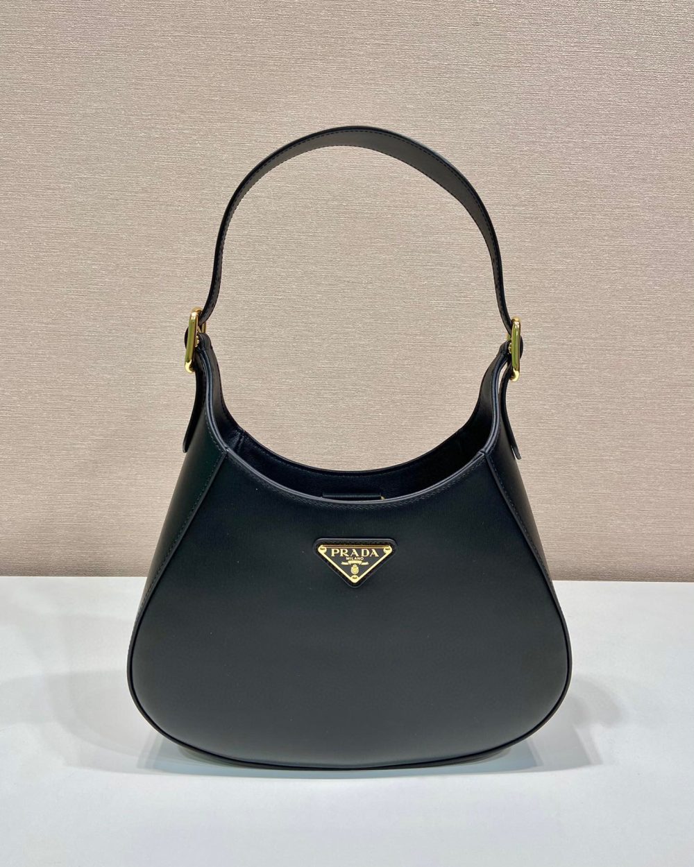 Cleo Brushed Shoulder Bag In Black For Women10.6 in / 27 cm