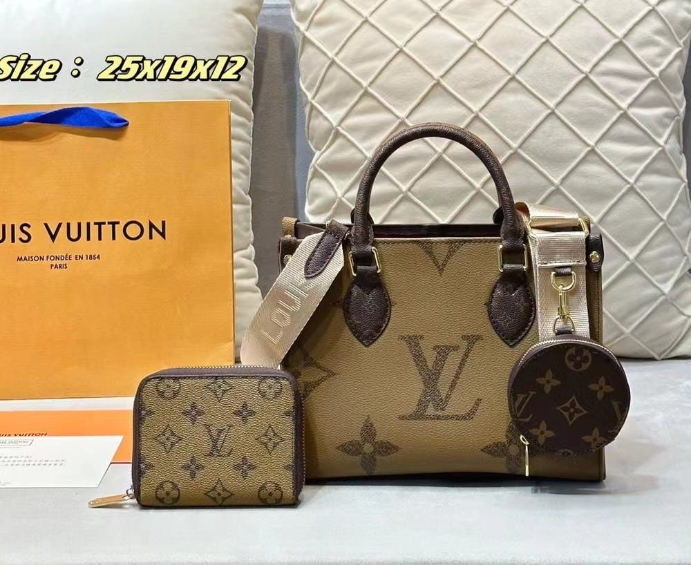 DBS-LC401 - Onthego PM Handbag Deal