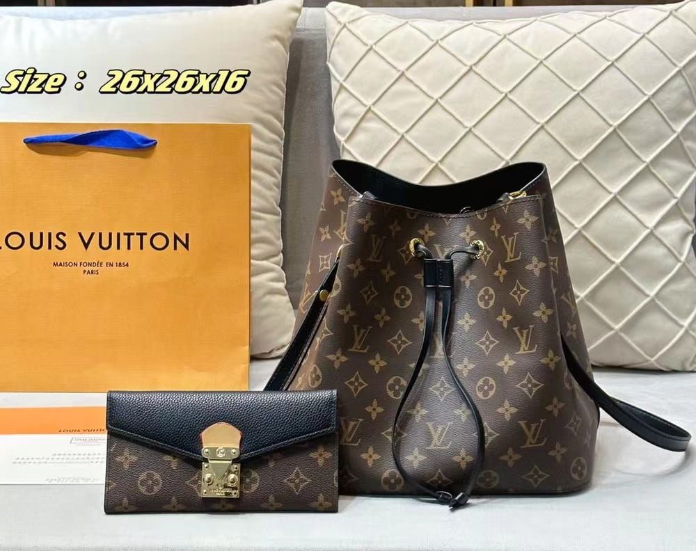 DBS-LC430 - NéoNóe MM Handbag Deal